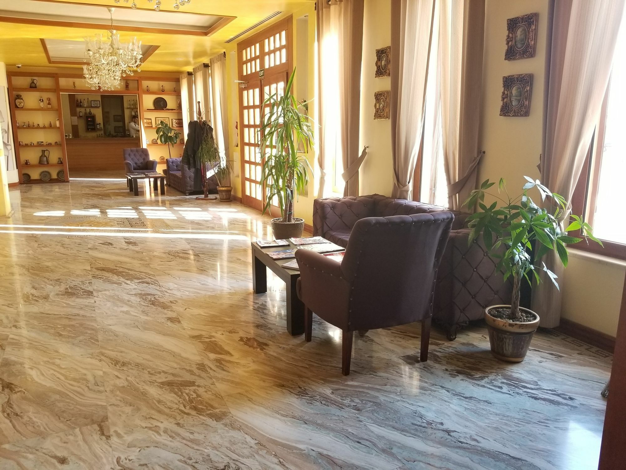 Hotel Vila Zeus Rinas Exterior photo